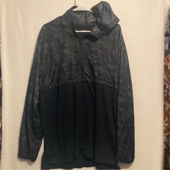 Under Armour Sportstyle Pullover Men’s Size XL 1311107 Activewear - Picture 1 of 6